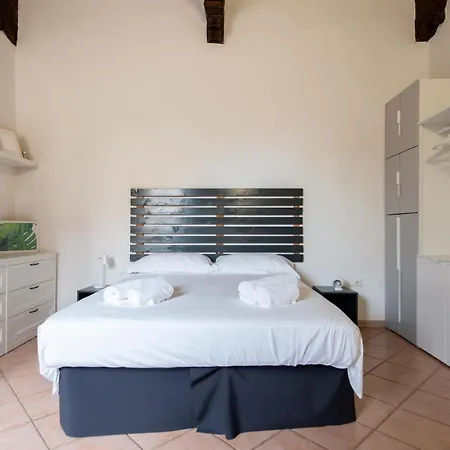 2 Next To A Market And Piazza Santa Croce - Homeunity Apartment Florence