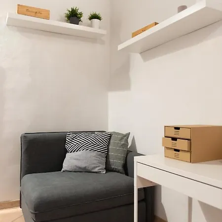 Apartment 2 Next To A Market And Piazza Santa Croce - Homeunity Florence